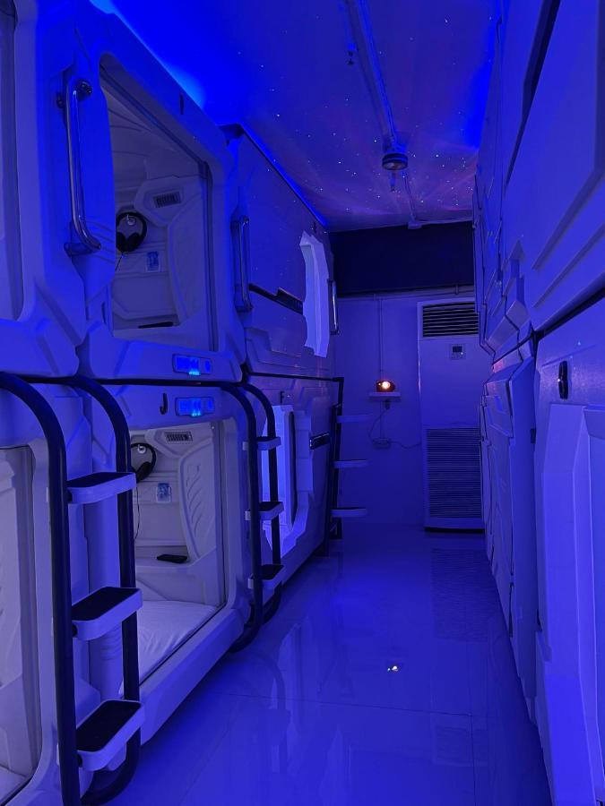 Bmax Spacepods Sleep In Space - 4Mins From Mactan Airport Lapu-Lapu City Esterno foto